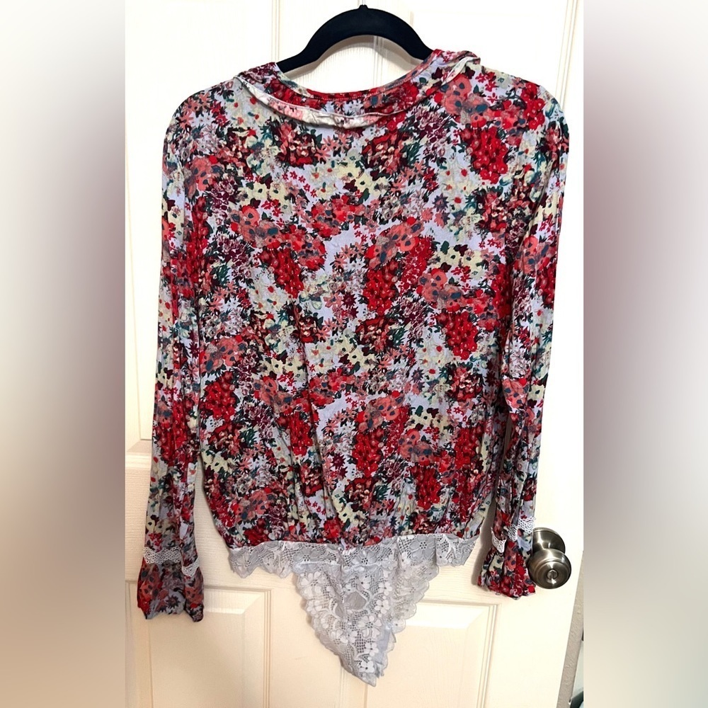 Free People Floral Ruffle V-Neck Long Sleeve Bodysuit in Red, Pink, Blue - Picture 4 of 6